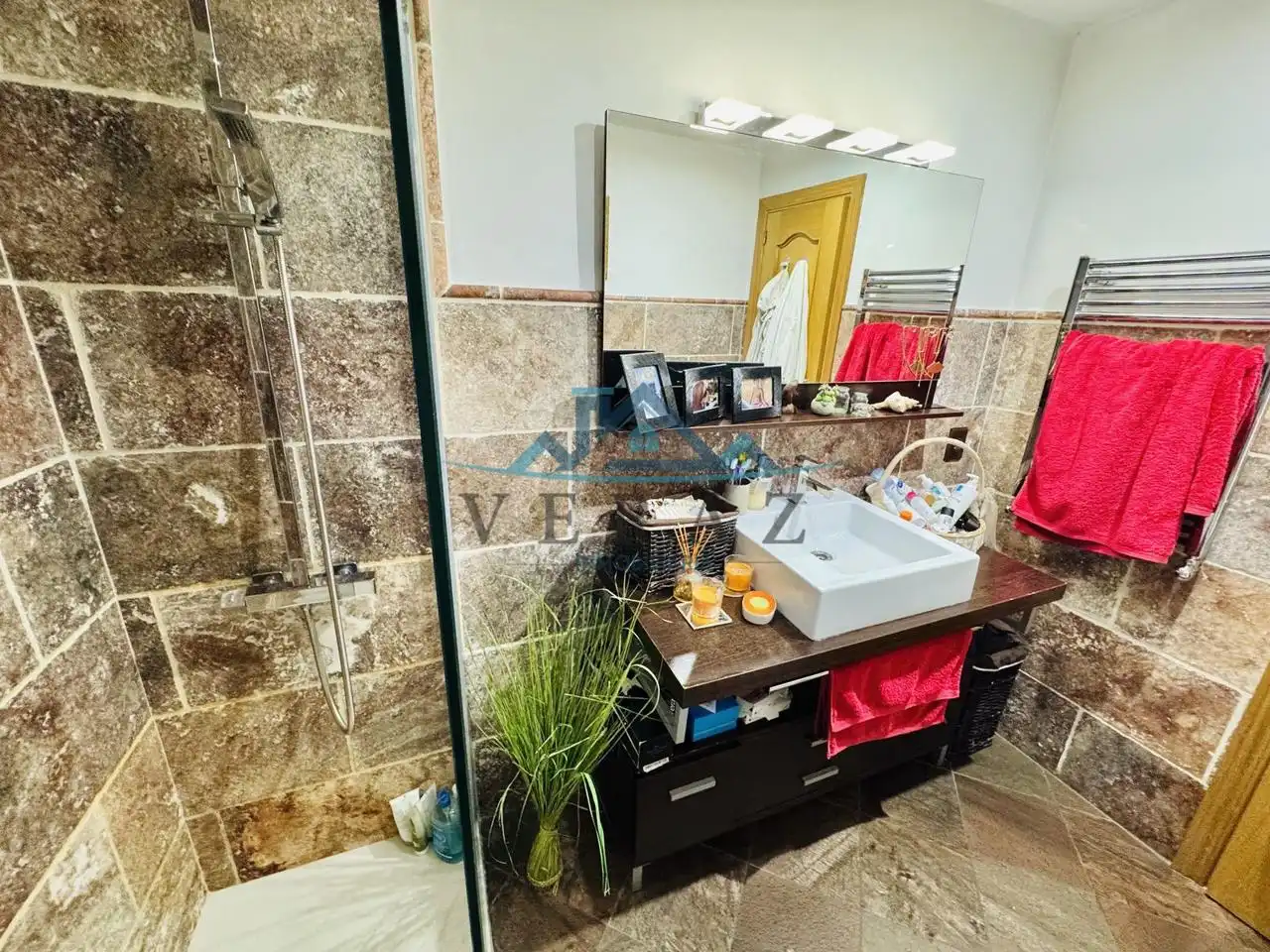 Badezimmer von Haus oder Chalet zum Verkauf in Talavera de la Reina mit Klimaanlage, Heizung und Privatgarten
