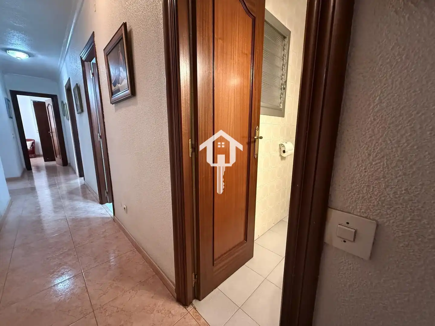 Piso en venta en Alicante / Alacant con Aire acondicionado, Amueblado y Balcón