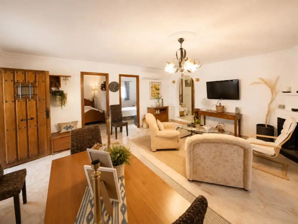 Sala d'estar de Finca rústica en venda en  Palma de Mallorca amb Jardí privat i Terrassa