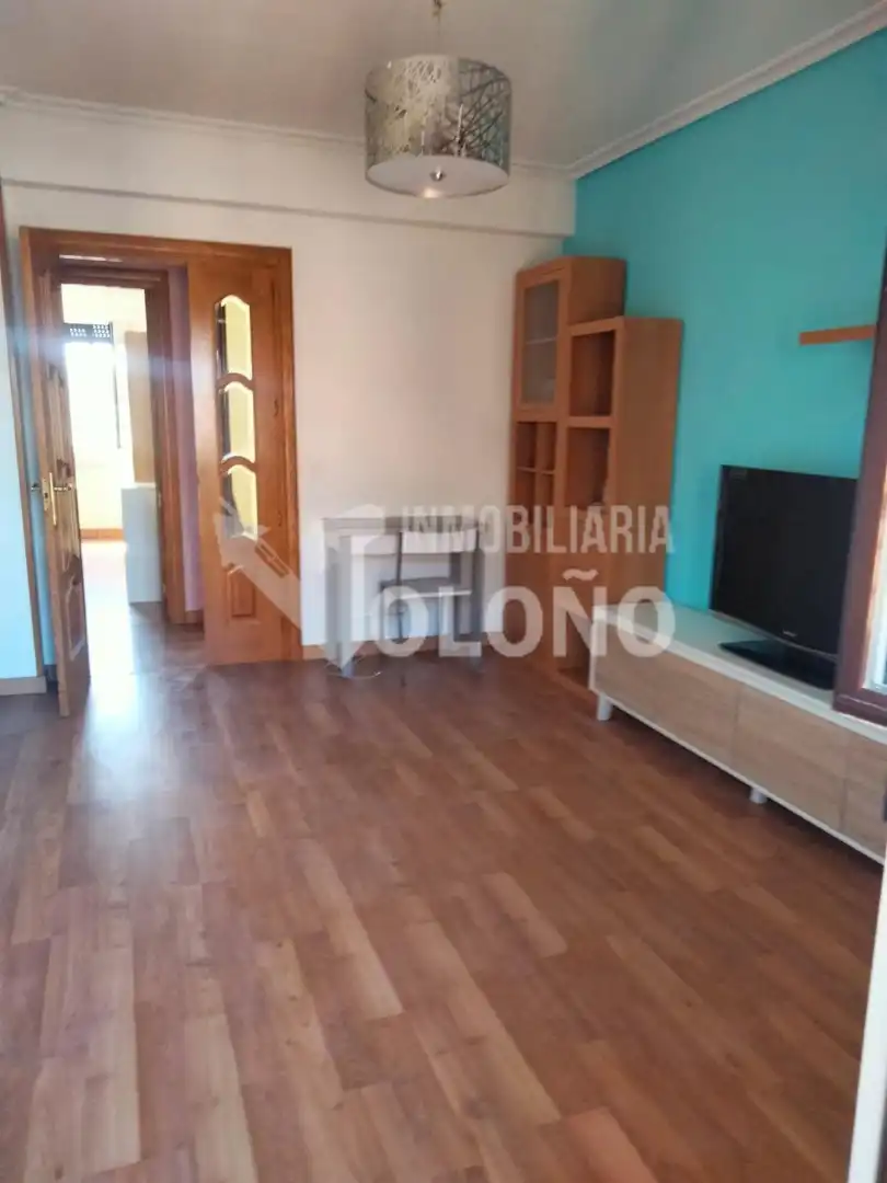 Living room of Flat for sale in Elciego  with Heating, Parquet flooring and Storage room