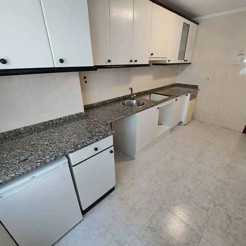 Cocina de Piso en venta en Otxandio con Calefacción y Balcón