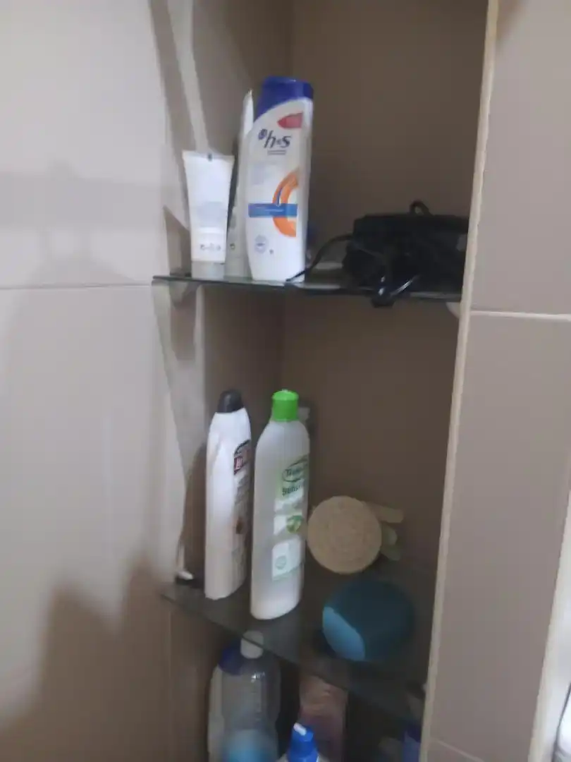 Bany de Pis en venda en Gata amb Jardí privat, Traster i Moblat
