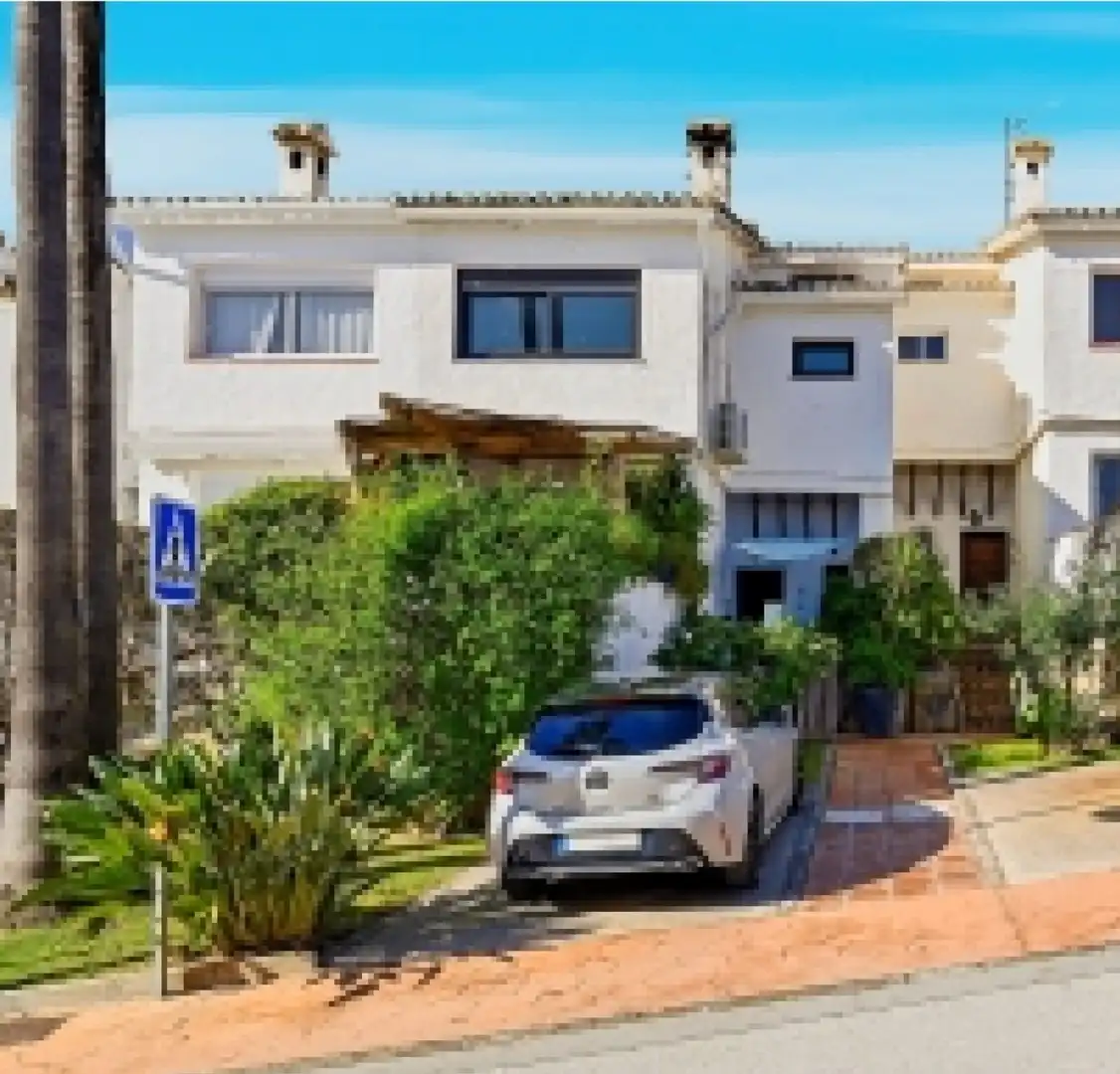 Casa con piscina en venta en Campo de Mijas
