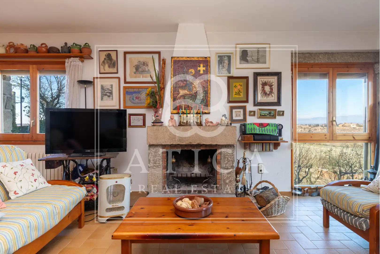 Sala de estar de Casa o chalet en venta en Ossó de Sió con Aire acondicionado, Calefacción y Jardín privado