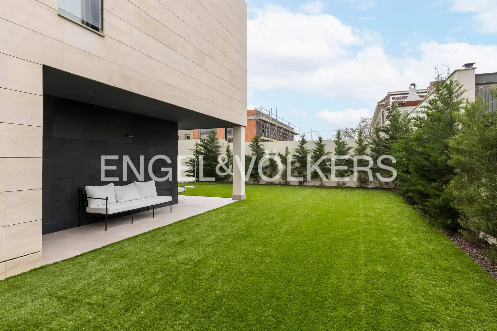 Terrassa de Casa o xalet de lloguer en Madrid amb Aire condicionat, Calefacció i Jardí privat