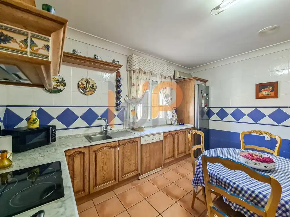 Cuina de Casa o xalet en venda en Huércal-Overa amb Aire condicionat, Calefacció i Jardí privat