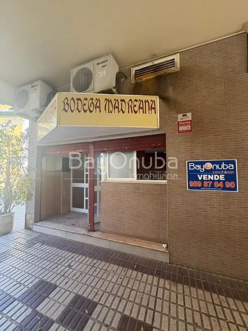 Local comercial en venta en Centro, imagen 2