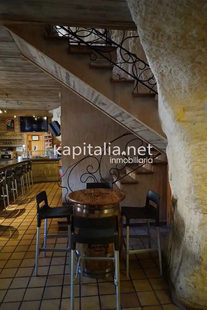 Commercial properties for sale in Bocairent  with Air Conditioner and Furnished