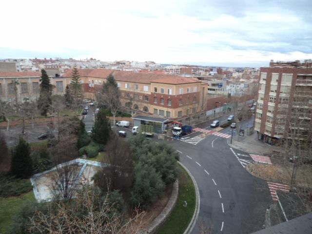 Vista exterior de Piso en venta en Reus con Calefacción y Terraza