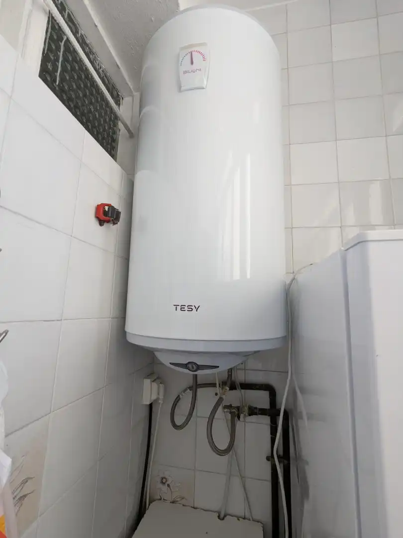 Bany de Pis de lloguer en Valencia amb Balcó
