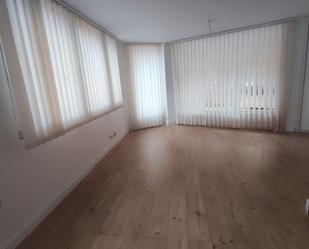 Sala d'estar de Local de lloguer en Blanes amb Parquet i Terrassa