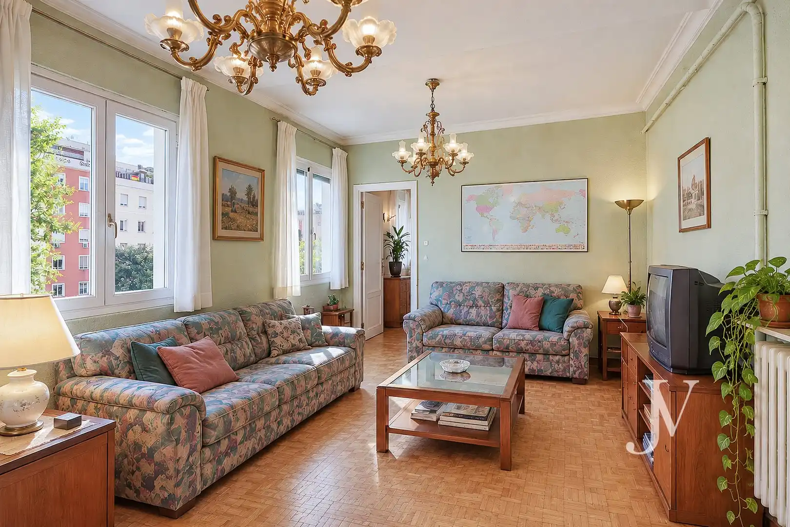 Sala d'estar de Pis en venda en Madrid amb Calefacció i Moblat