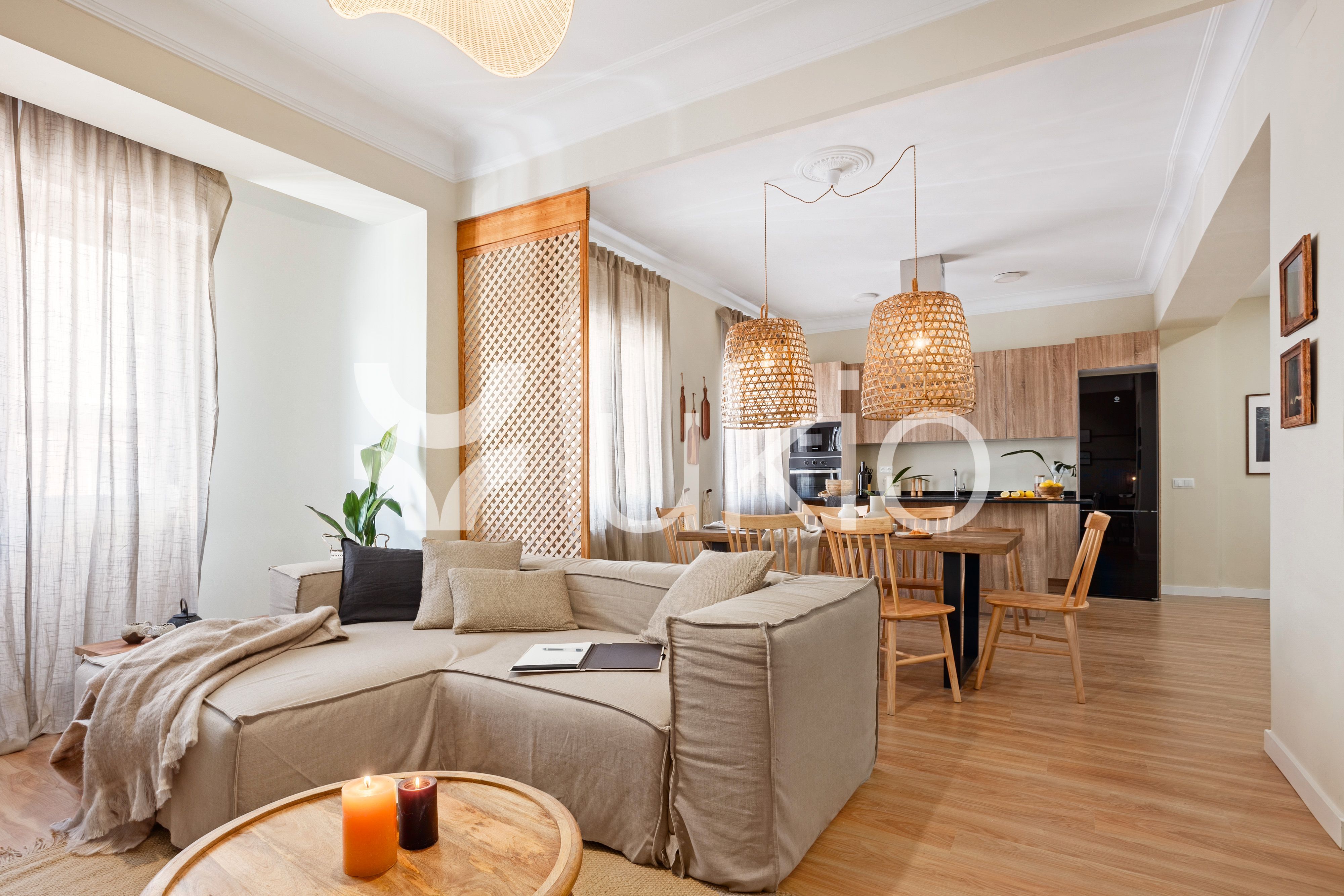 Sala d'estar de Apartament de lloguer en  Madrid Capital amb Aire condicionat, Calefacció i Traster