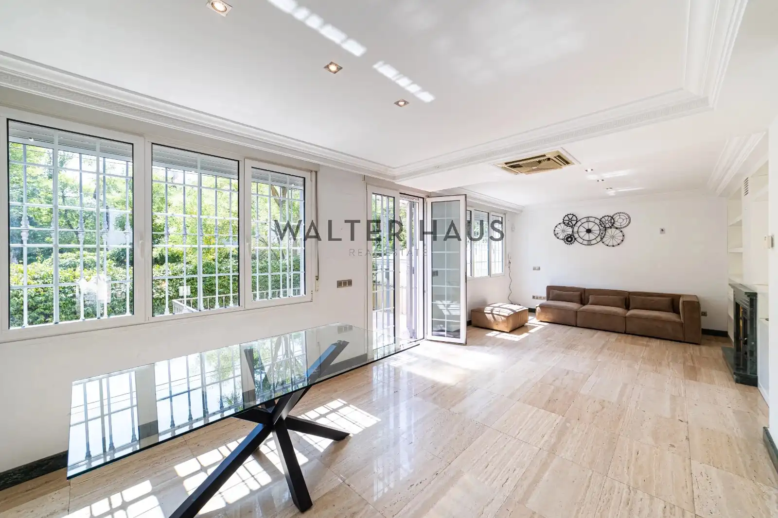 Vista exterior de Casa o chalet en venta en Madrid con Aire acondicionado, Jardín privado y Terraza