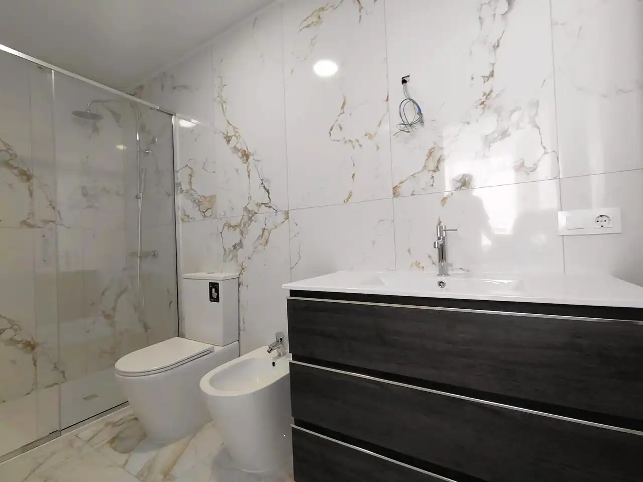 Bathroom of Ground floor for sale in Arona  with Air Conditioner