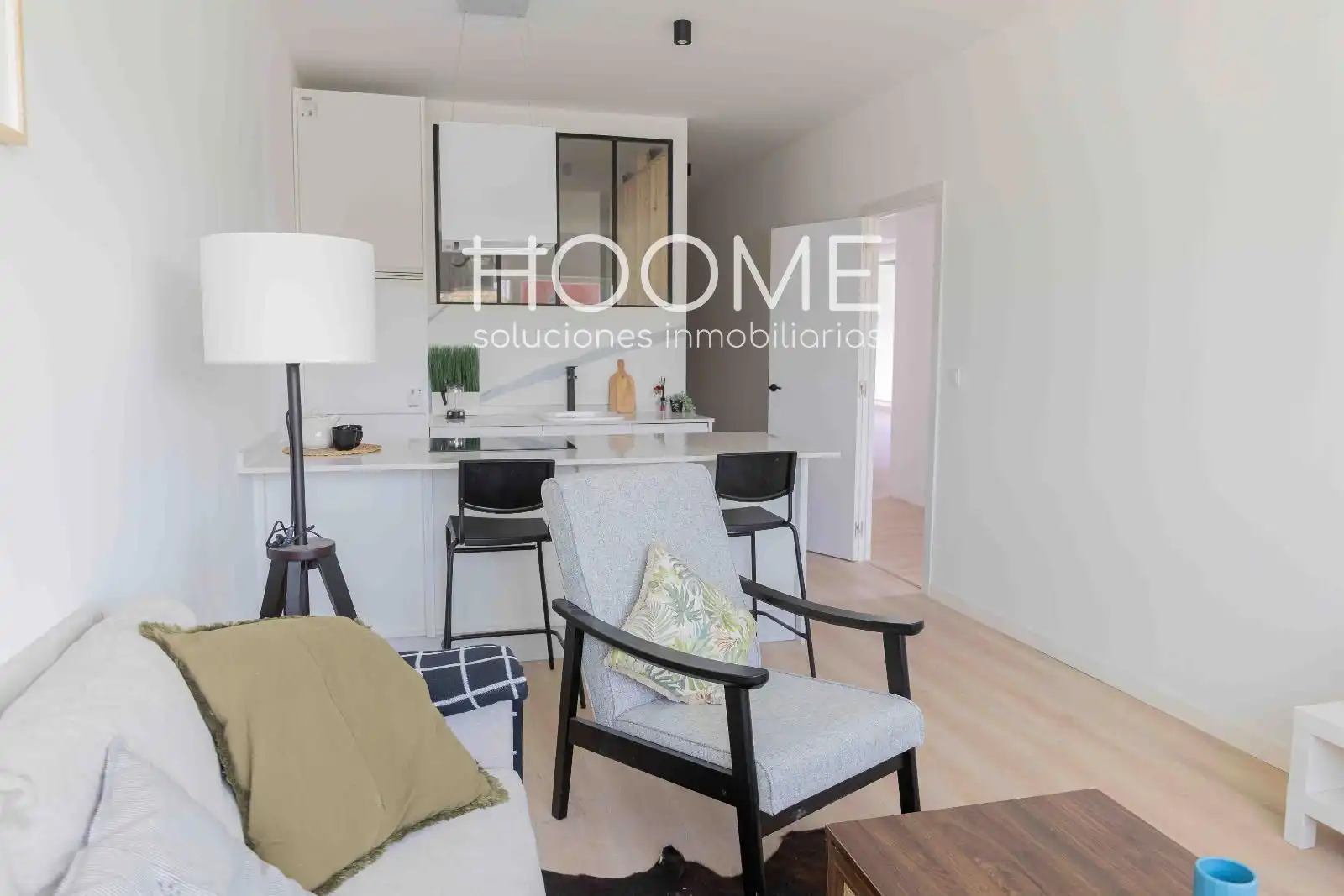 Living room of Flat for sale in San Sebastián de los Reyes  with Air Conditioner, Heating and Parquet flooring