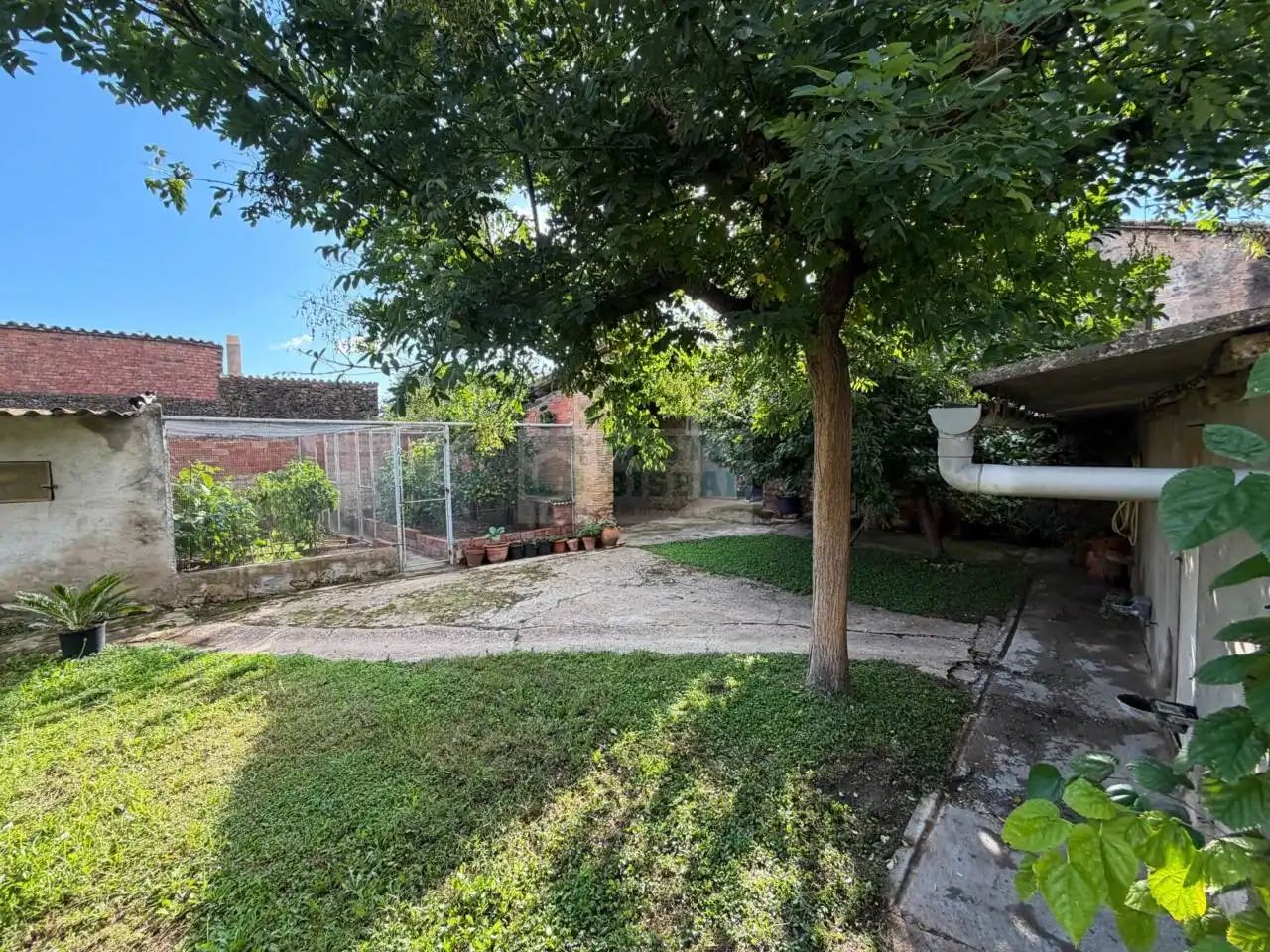 Country house with garden for sale in Colomers, imagen 3
