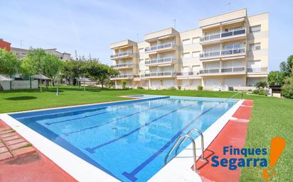 Swimming pool of Study for sale in Roda de Berà