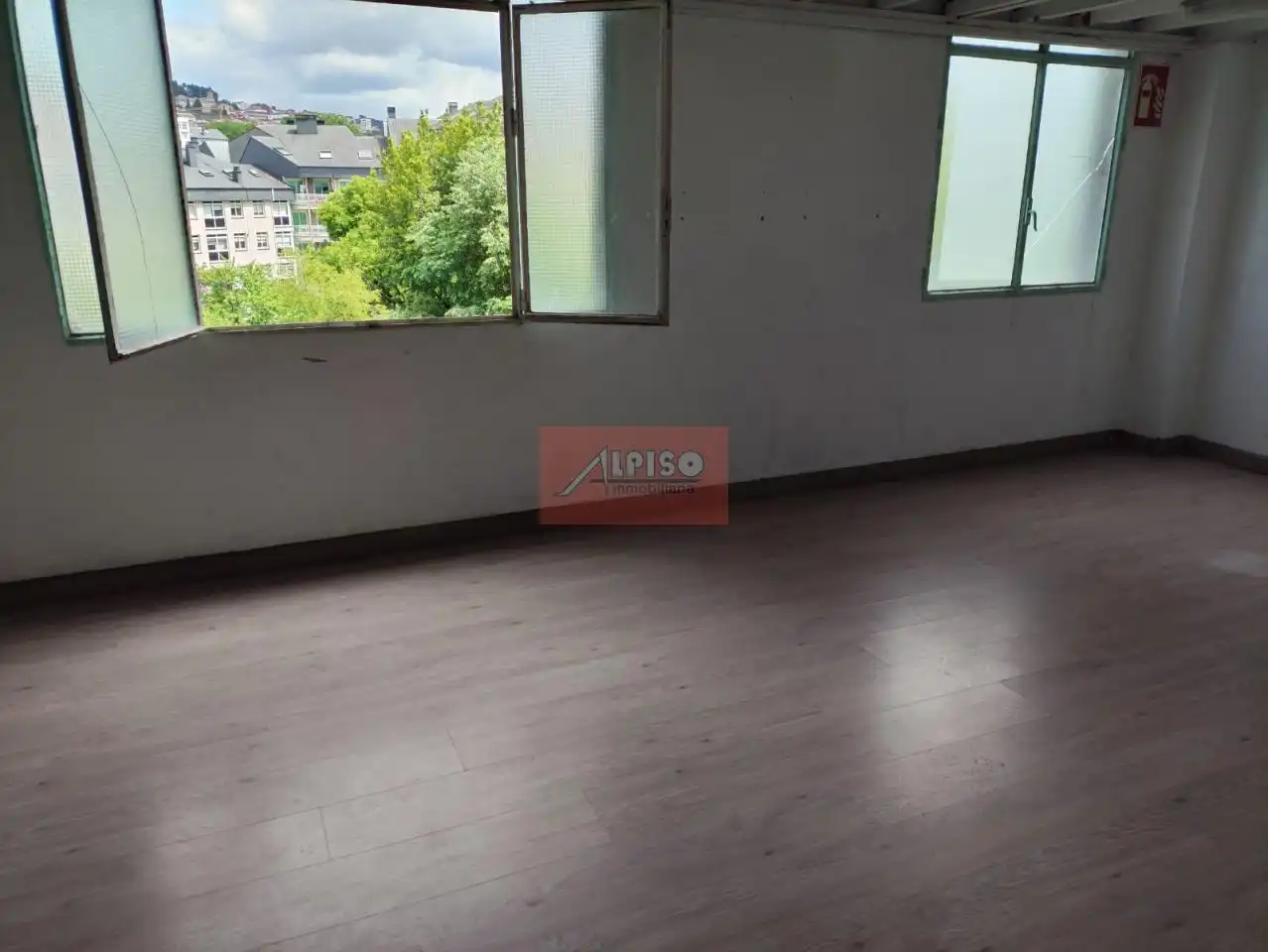 Local comercial de lloguer a Couto, imagen 13