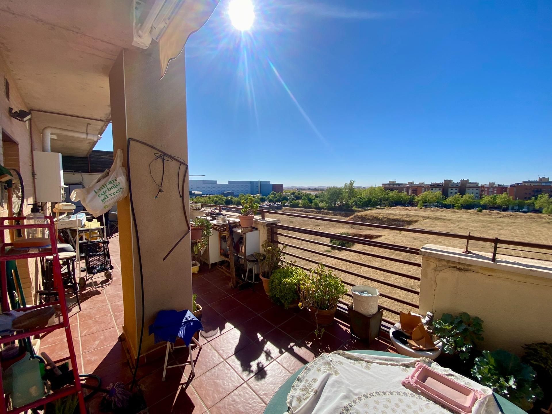 Terrassa de Àtic en venda en Ciudad Real Capital amb Aire condicionat, Calefacció i Jardí privat