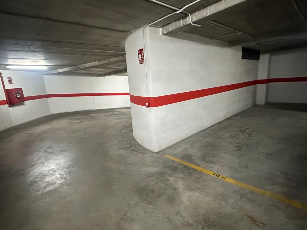 Aparcament de Garatge en venda en Burgos Capital