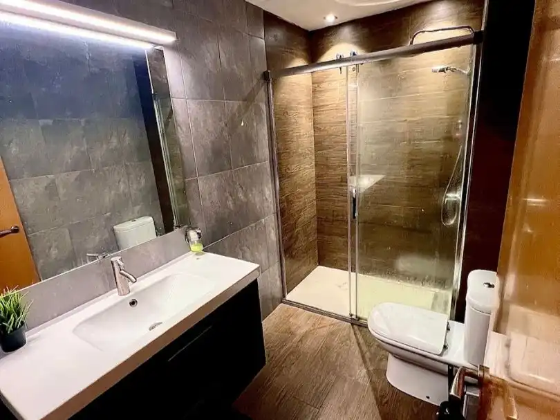 Badezimmer von Maisonette zum Verkauf in Ripollet mit Klimaanlage, Terrasse und Balkon