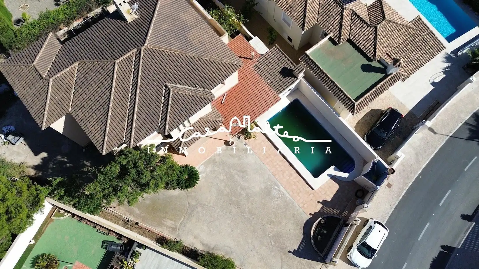 Exterior view of Houses for sale in L'Alfàs del Pi  with Private garden, Terrace and Swimming Pool