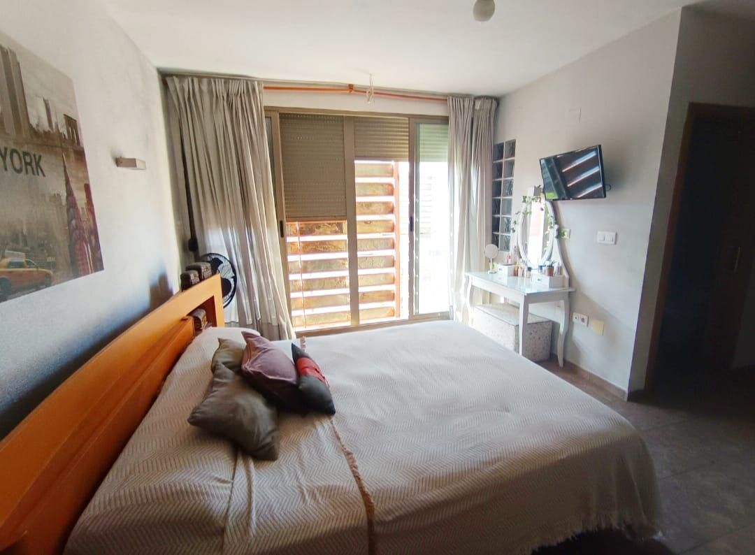 Dormitori de Casa o xalet en venda en Alicante / Alacant amb Aire condicionat, Terrassa i Piscina