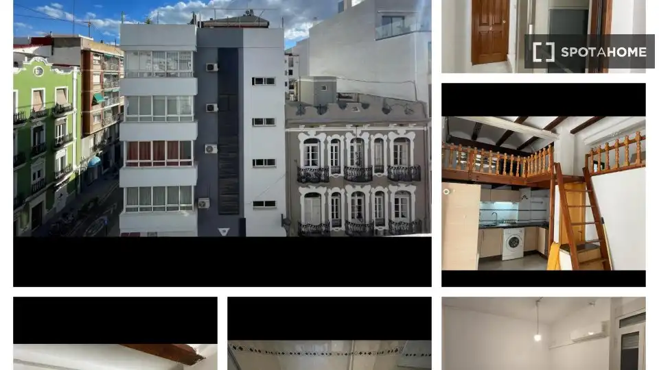 Flat with terrace to rent in L'Eixample