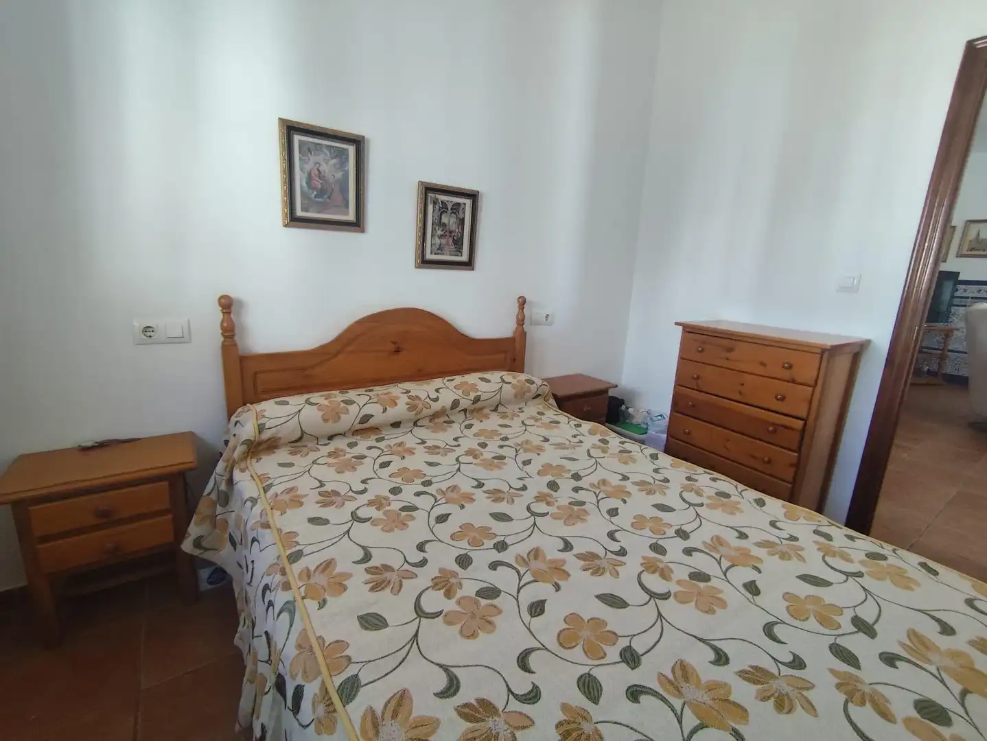 Habitación de Casa o chalet en venta en Carrión de los Céspedes con Aire acondicionado, Calefacción y Jardín privado