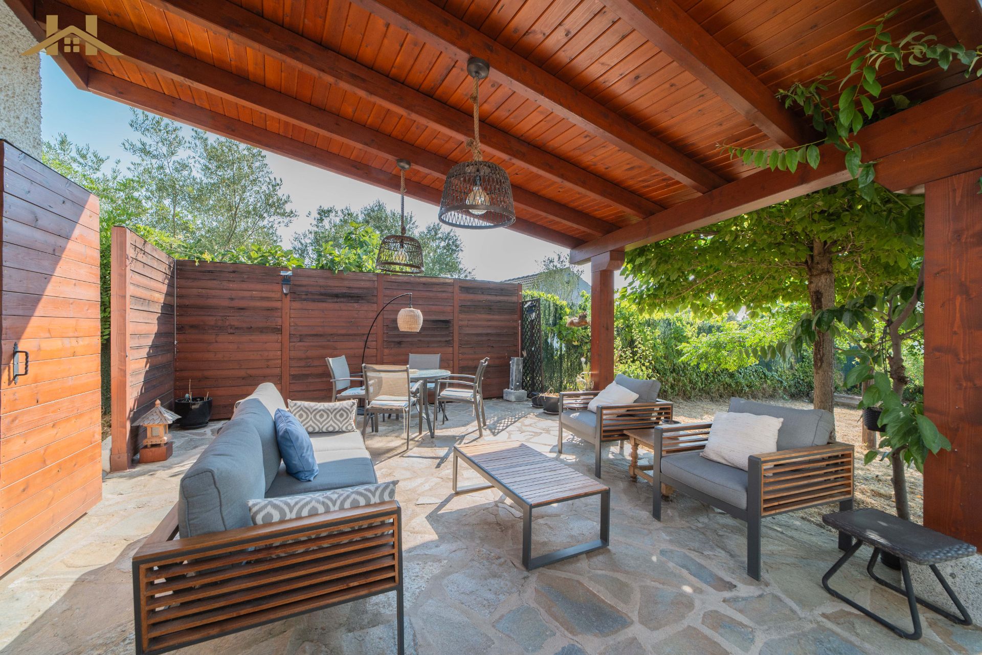 Terrassa de Casa o xalet en venda en Santa Cruz del Retamar amb Aire condicionat, Jardí privat i Terrassa