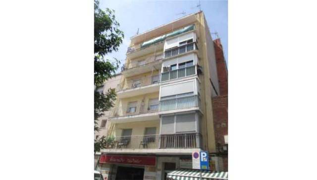 Piso en Venta en C/ Nuria en La Maurina