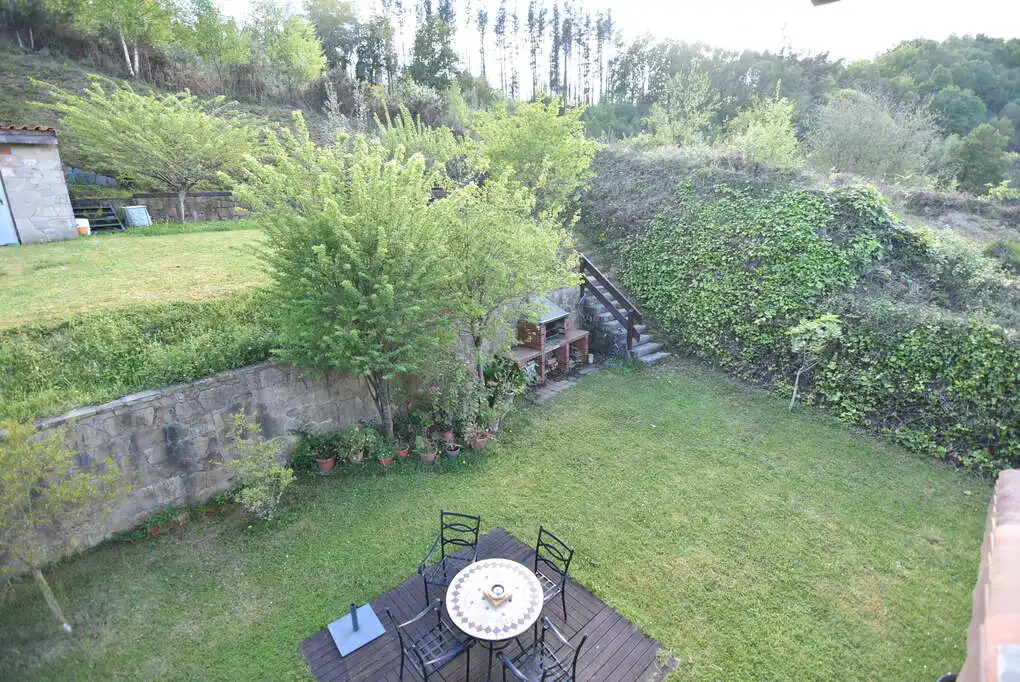 Jardí de Casa o xalet en venda en Ermua amb Calefacció, Jardí privat i Terrassa