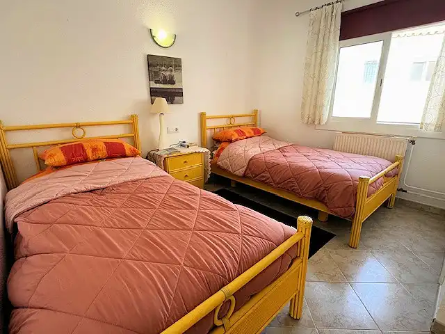 Habitación de Casa o chalet en venta en L'Escala con Aire acondicionado, Calefacción y Jardín privado