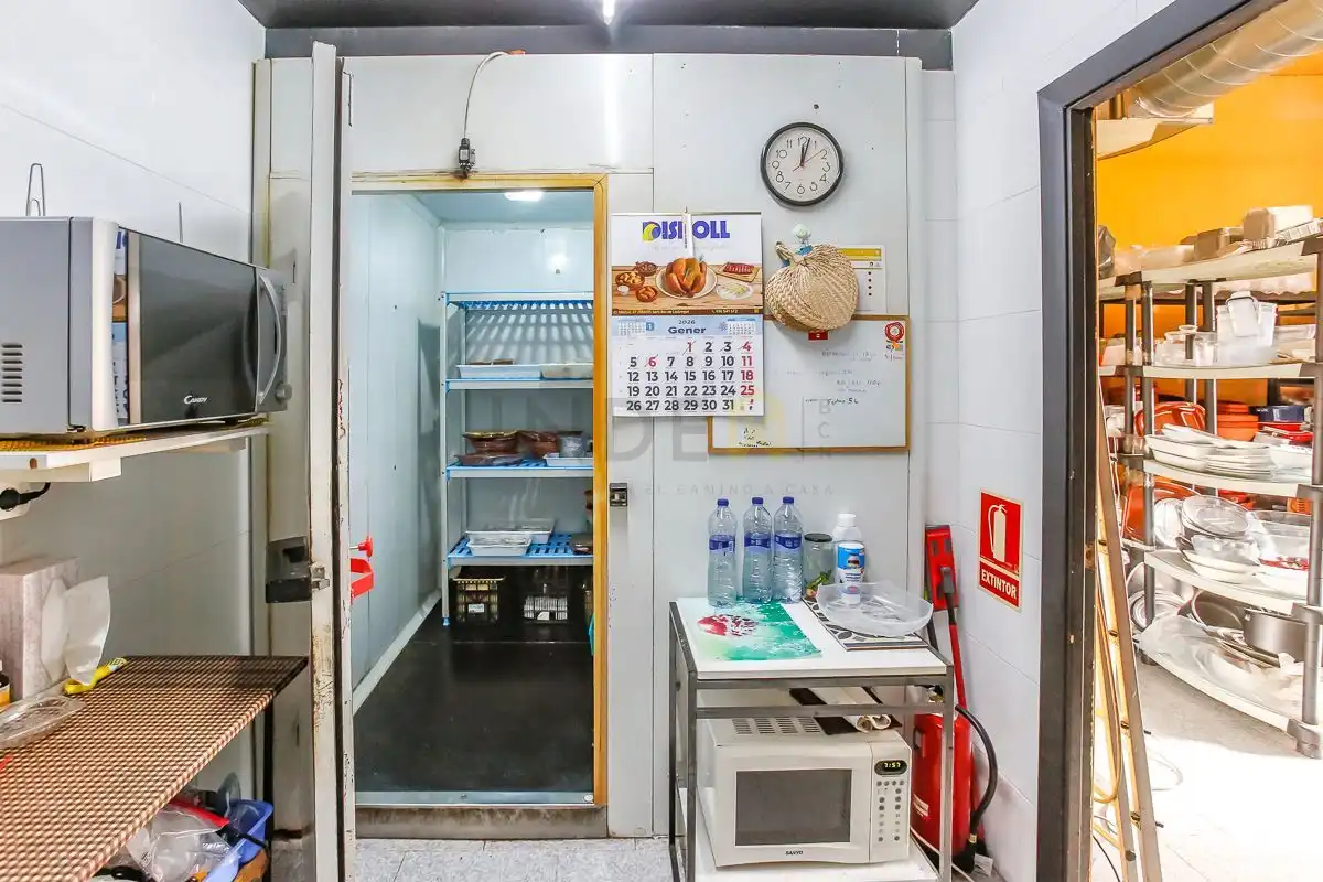 Business premises for sale in La Geltrú - Sant Jordi, imagen 29