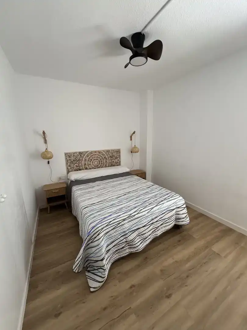 Schlafzimmer von Wohnung zur Miete in Garrucha mit Klimaanlage, Privatgarten und Parkett