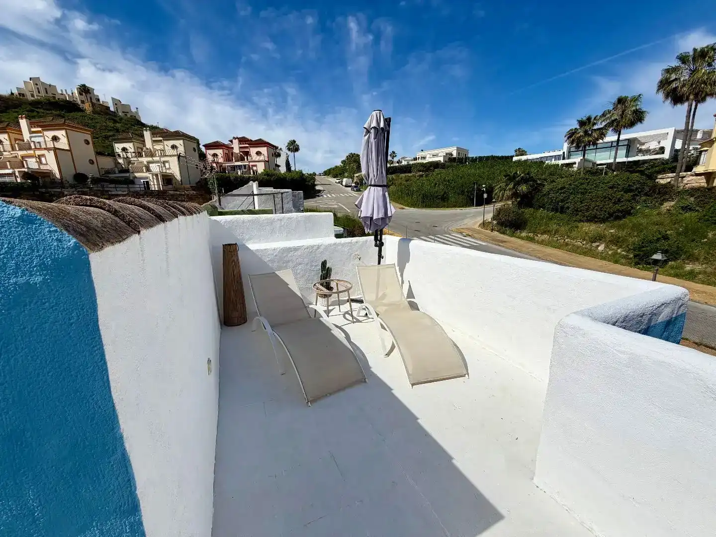 Terrassa de Pis en venda en Casares amb Aire condicionat, Piscina i Balcó