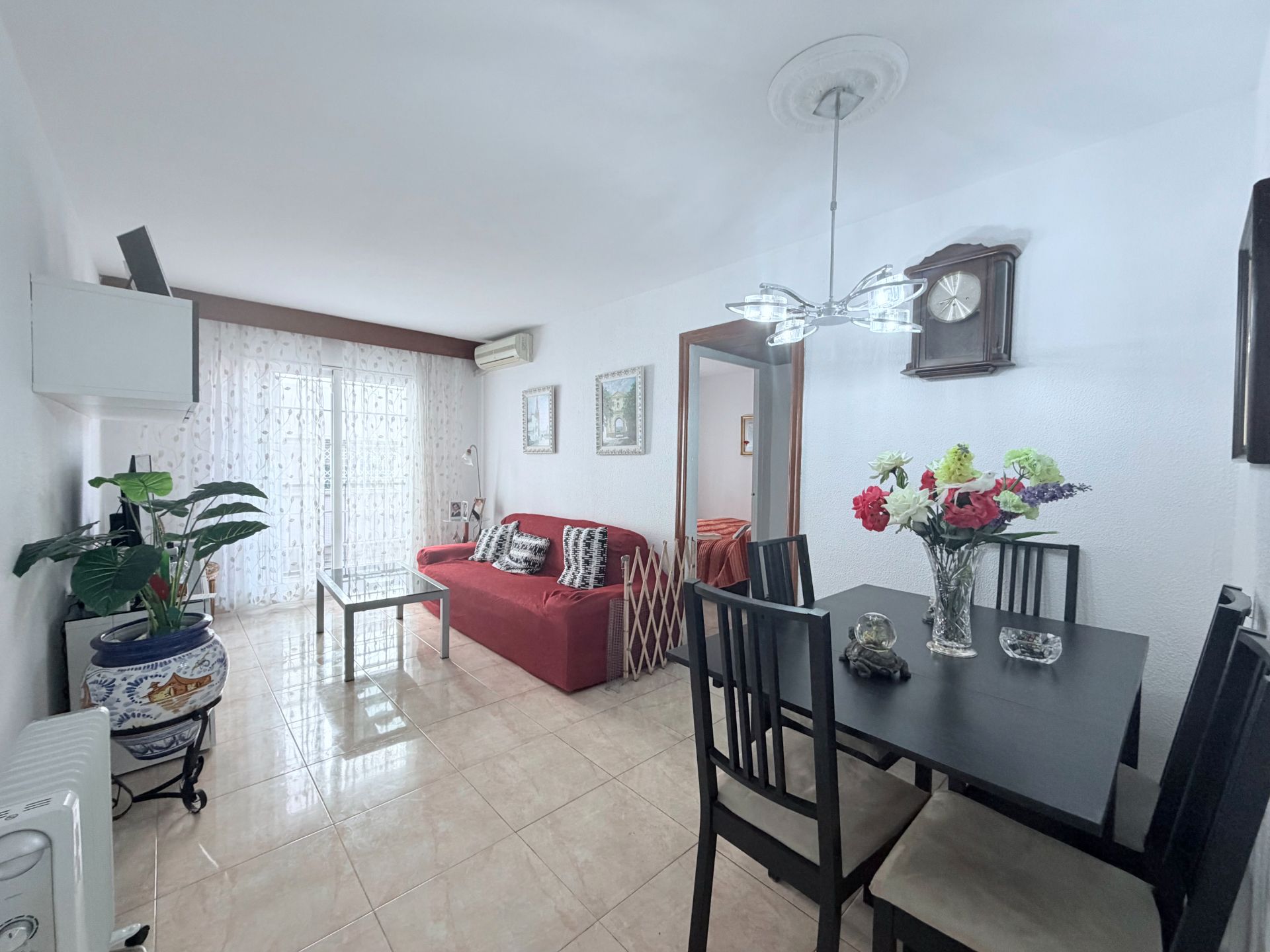 Sala d'estar de Pis en venda en  Barcelona Capital amb Aire condicionat, Forn i Balcó