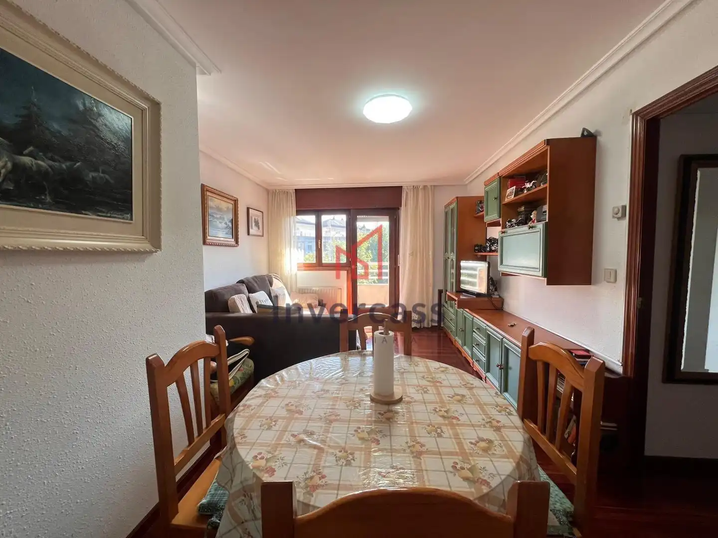 Sala de estar de Piso en venta en Castro-Urdiales con Calefacción y Terraza