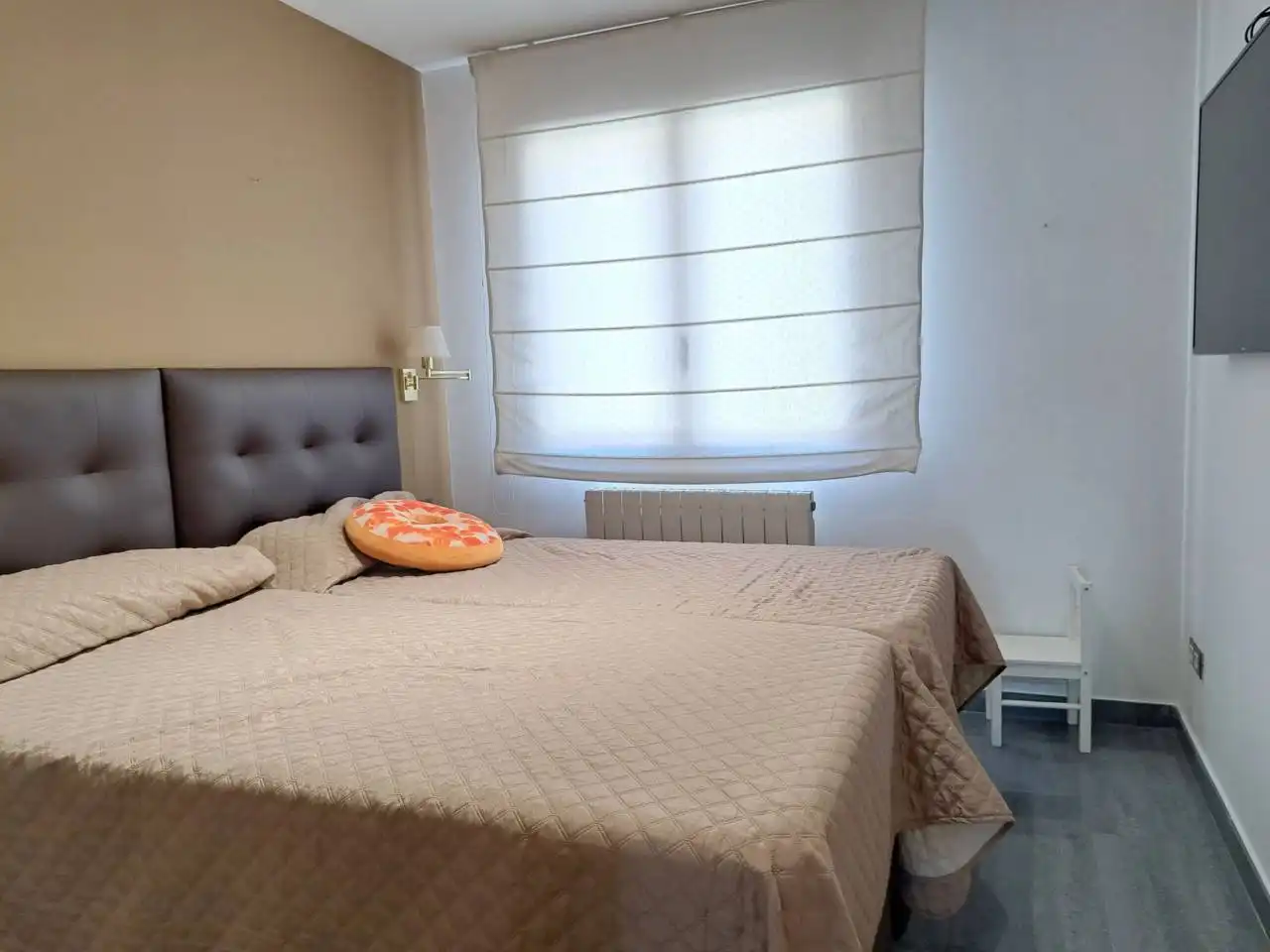 Habitación de Piso de alquiler en Cubelles con Aire acondicionado, Calefacción y Terraza