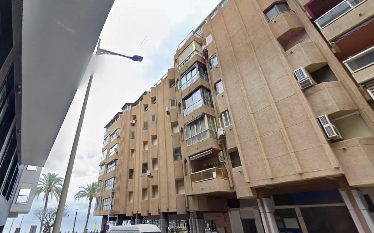 Vista exterior de Piso en venta en Benidorm
