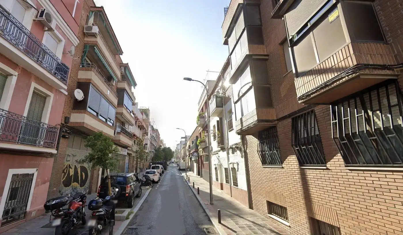Vista exterior de Piso en venta en Madrid con Terraza