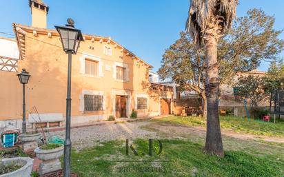 Vista exterior de Casa o xalet en venda en Sant Cugat del Vallès amb Aire condicionat, Calefacció i Jardí privat