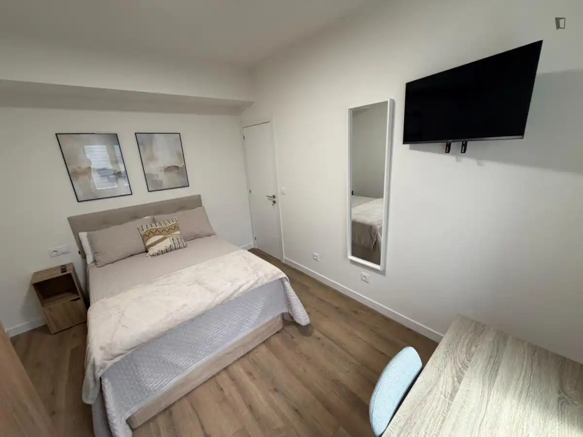 Dormitori de Apartament per a compartir en Vigo  amb Moblat, Forn i Microones
