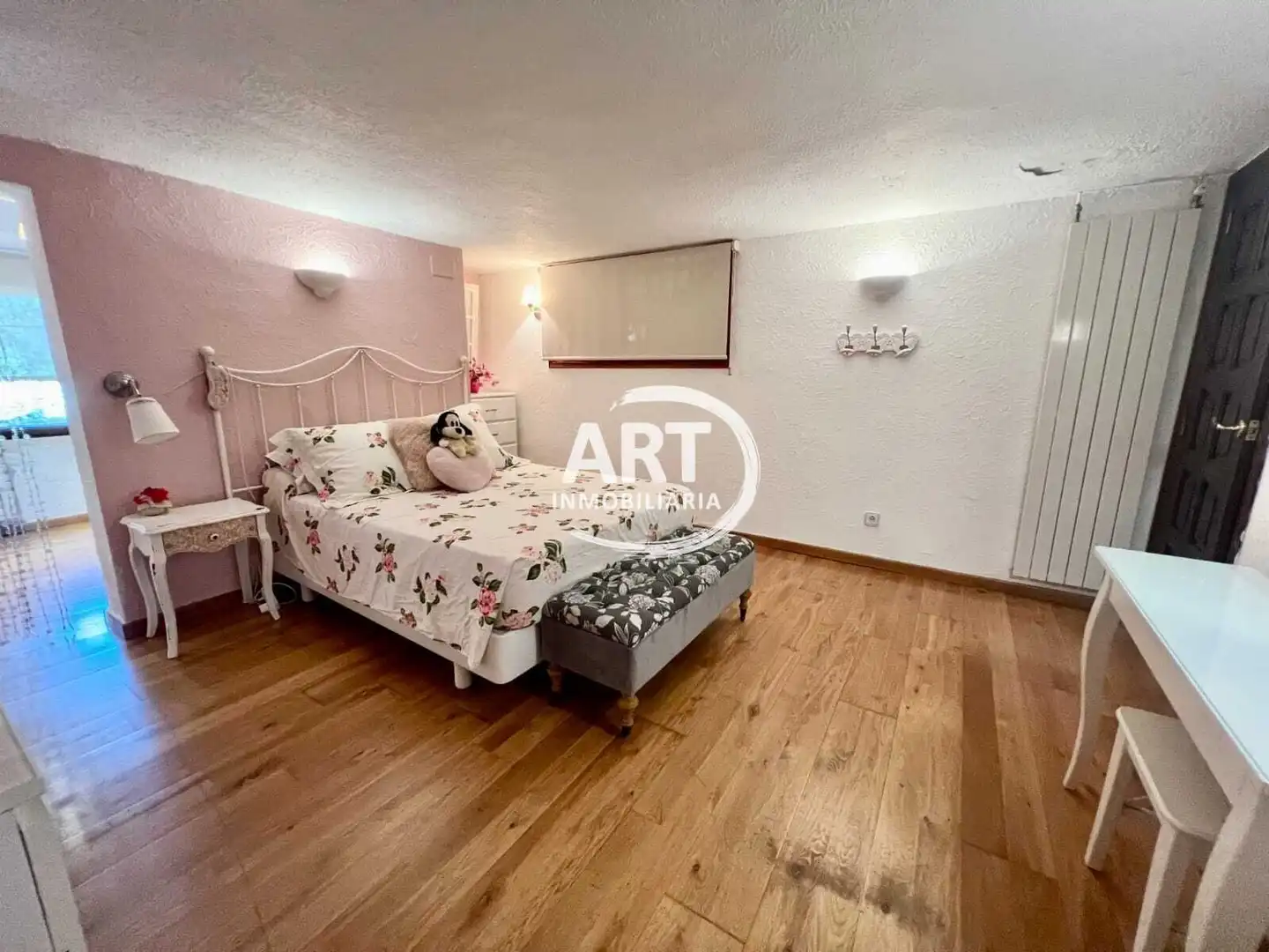 Houses for sale in L'Eliana  with Air Conditioner, Heating and Private garden