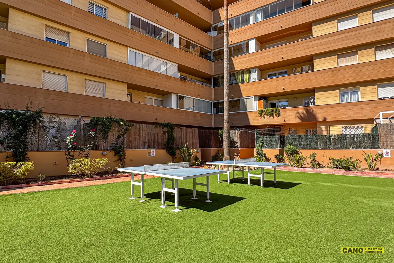 Terraza de Piso en venta en Roquetas de Mar con Terraza y Piscina