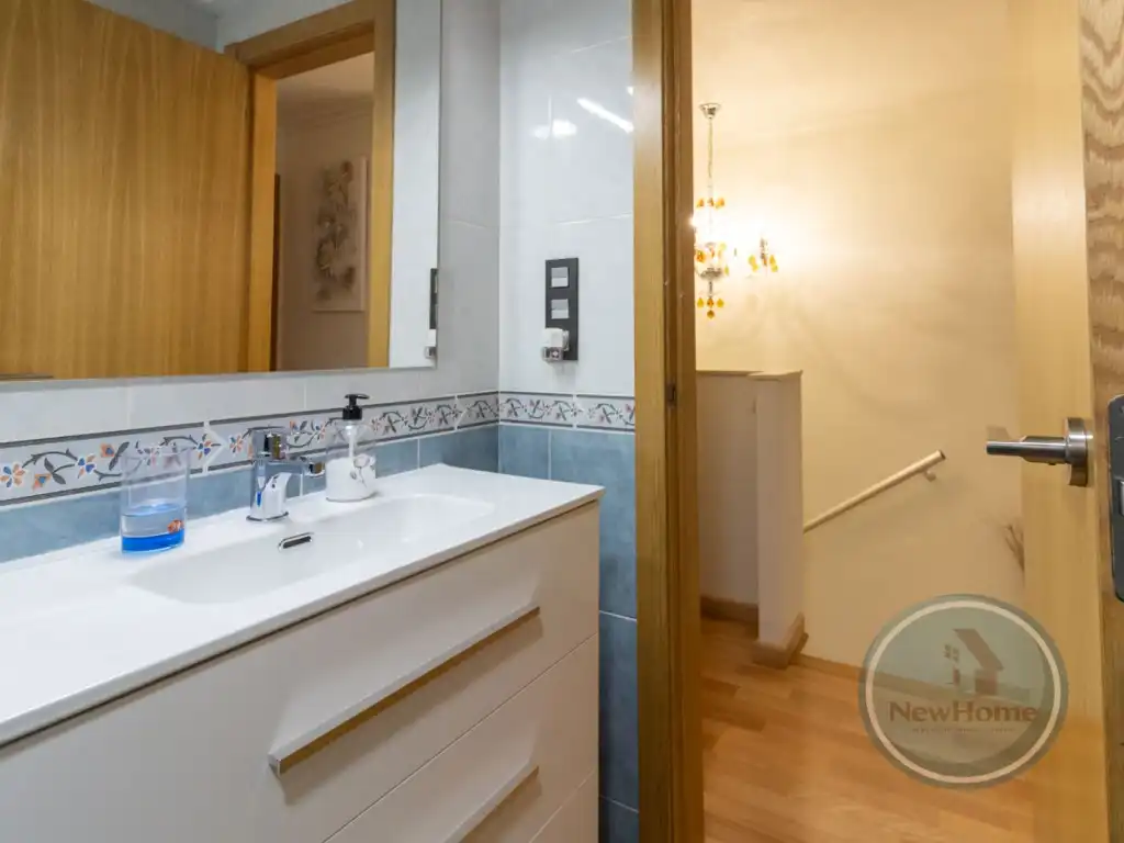 Baño de Casa o chalet en venta en Elche / Elx con Aire acondicionado, Terraza y Balcón