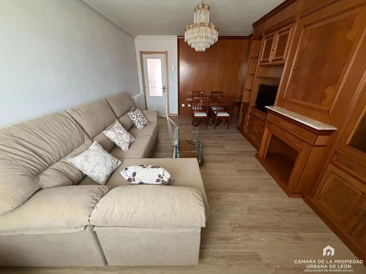 Wohnzimmer von Wohnung zur Miete in León Capital  mit Heizung und Möbliert