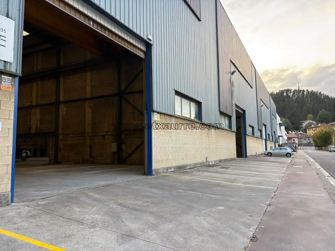 Nave industrial in affitto a Laudio / Llodio