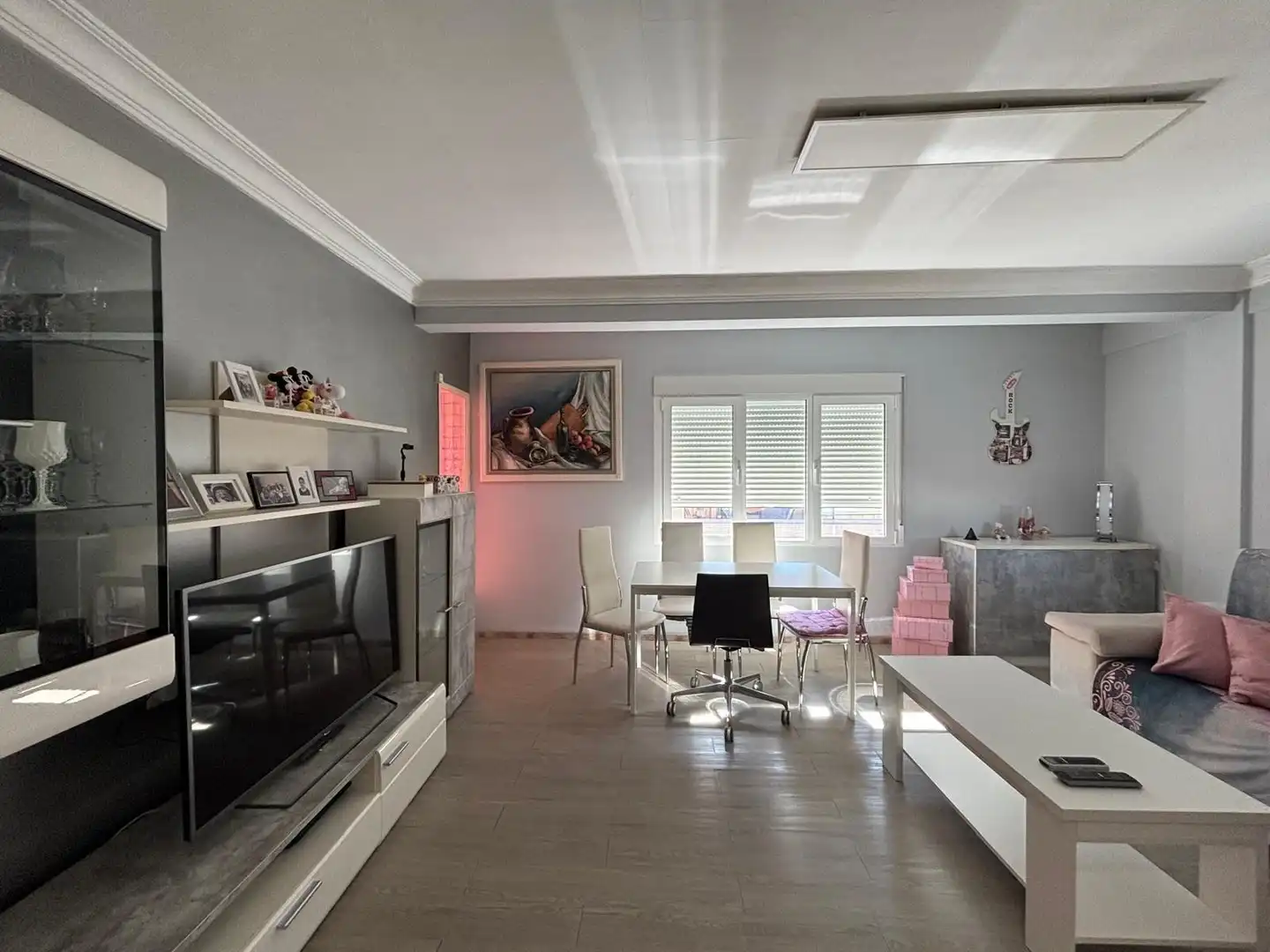 Living room of Flat for sale in Cáceres  with Air Conditioner, Terrace and Furnished